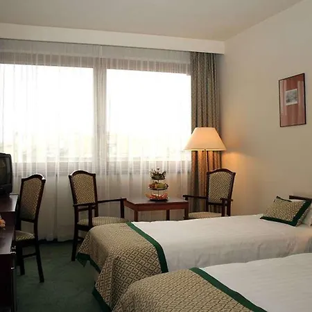 Danubius Hungaria Center 4* Budapest