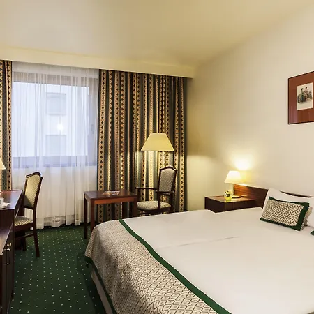 Danubius Hungaria Center 4* Budapest