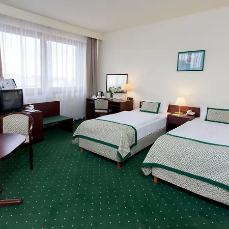 Danubius Hungaria Center Hotell 4*
