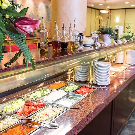 Danubius Hungaria Center