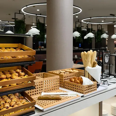 Hotel Danubius Hungaria Center 4*