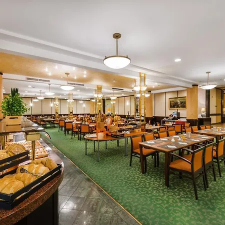 Hotell Danubius Hungaria Center 4*