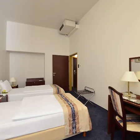 فندق Danubius Hungaria Center بودابست